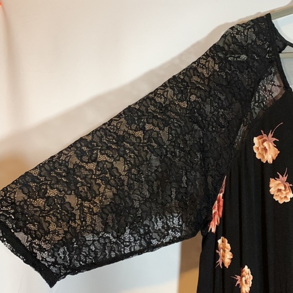 Torrid Super Soft Black Floral Midi Dress NWT - Picture 7 of 11